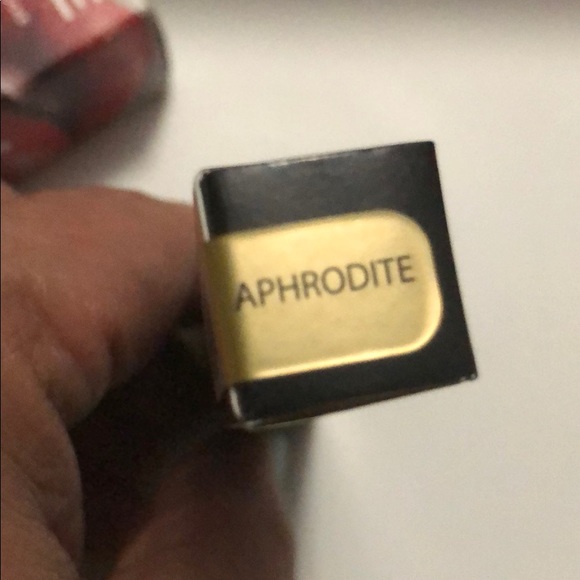 SOLD🩸Bite lip Deal New!! Ring not included! - Picture 5 of 5